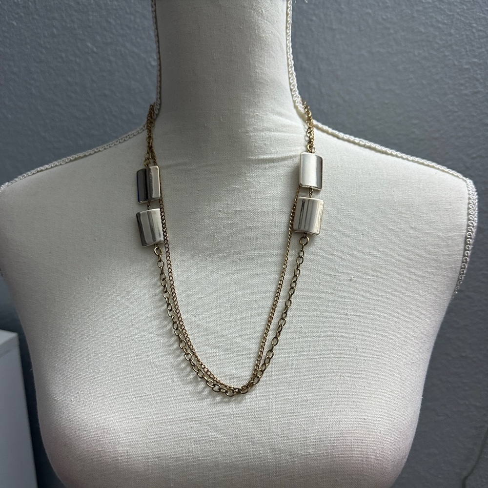 Elegant Gold Chain Necklace